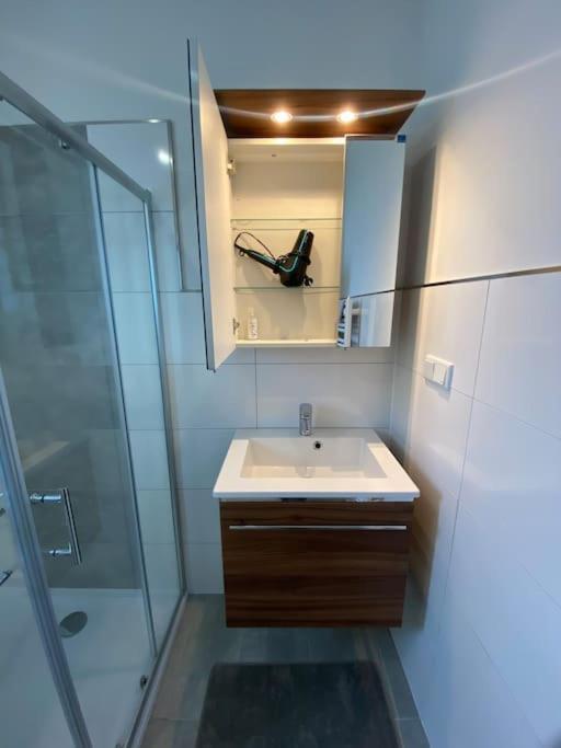 Neues Fuer Bis Zu 4 Personen Apartment Oberhausen (North Rhine-Westphalia)